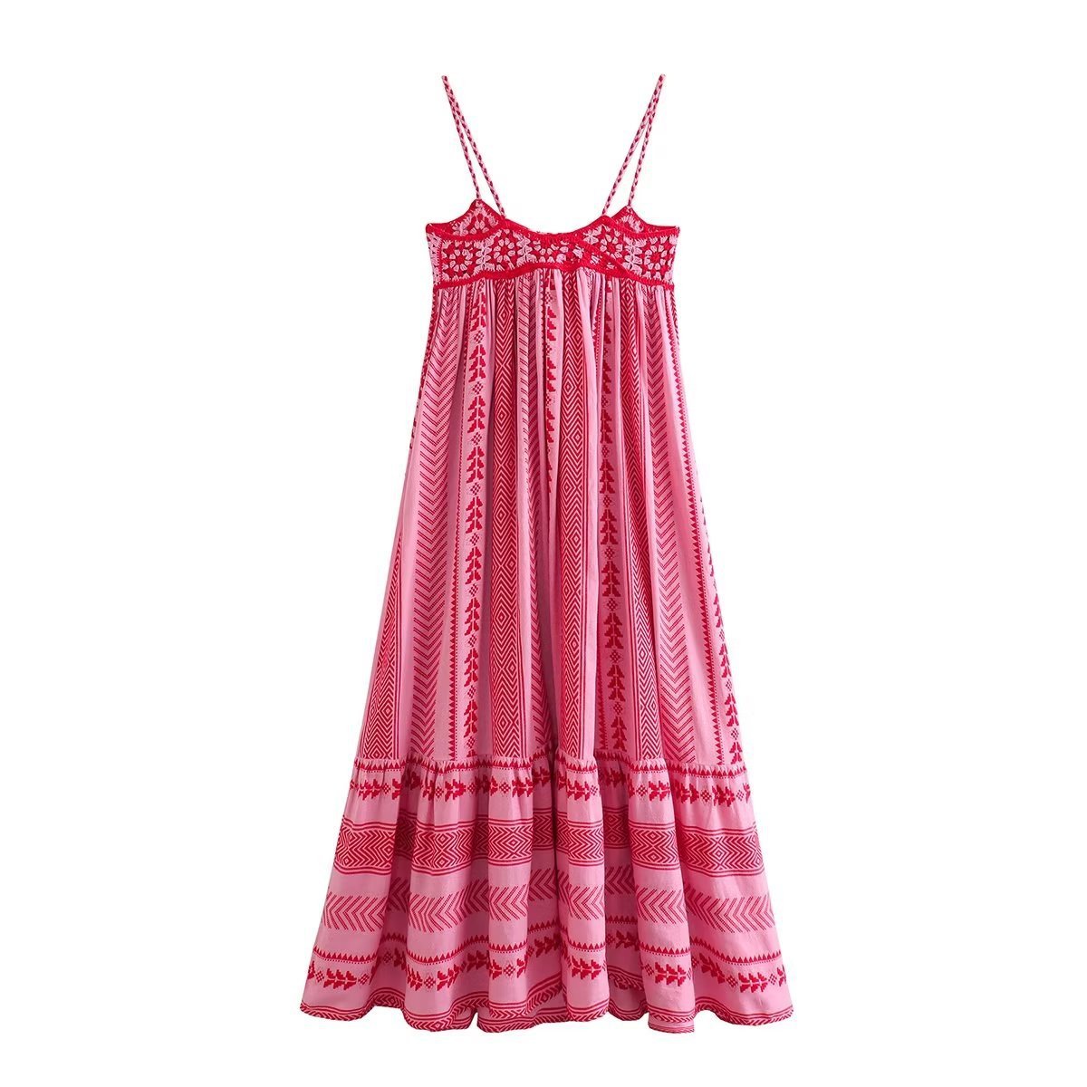 KESIA | Robe Maxi Crocheted avec Bretelles Spaghetti