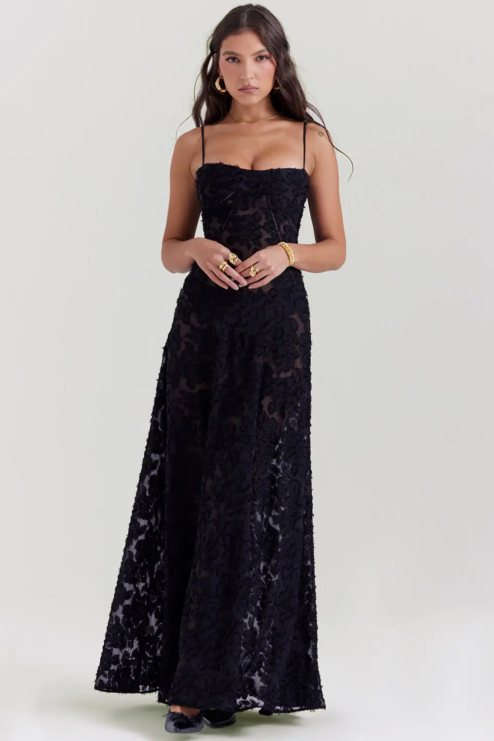 SHIRLENE | Robe d'été longue avec dos ouvert et bretelles réglables