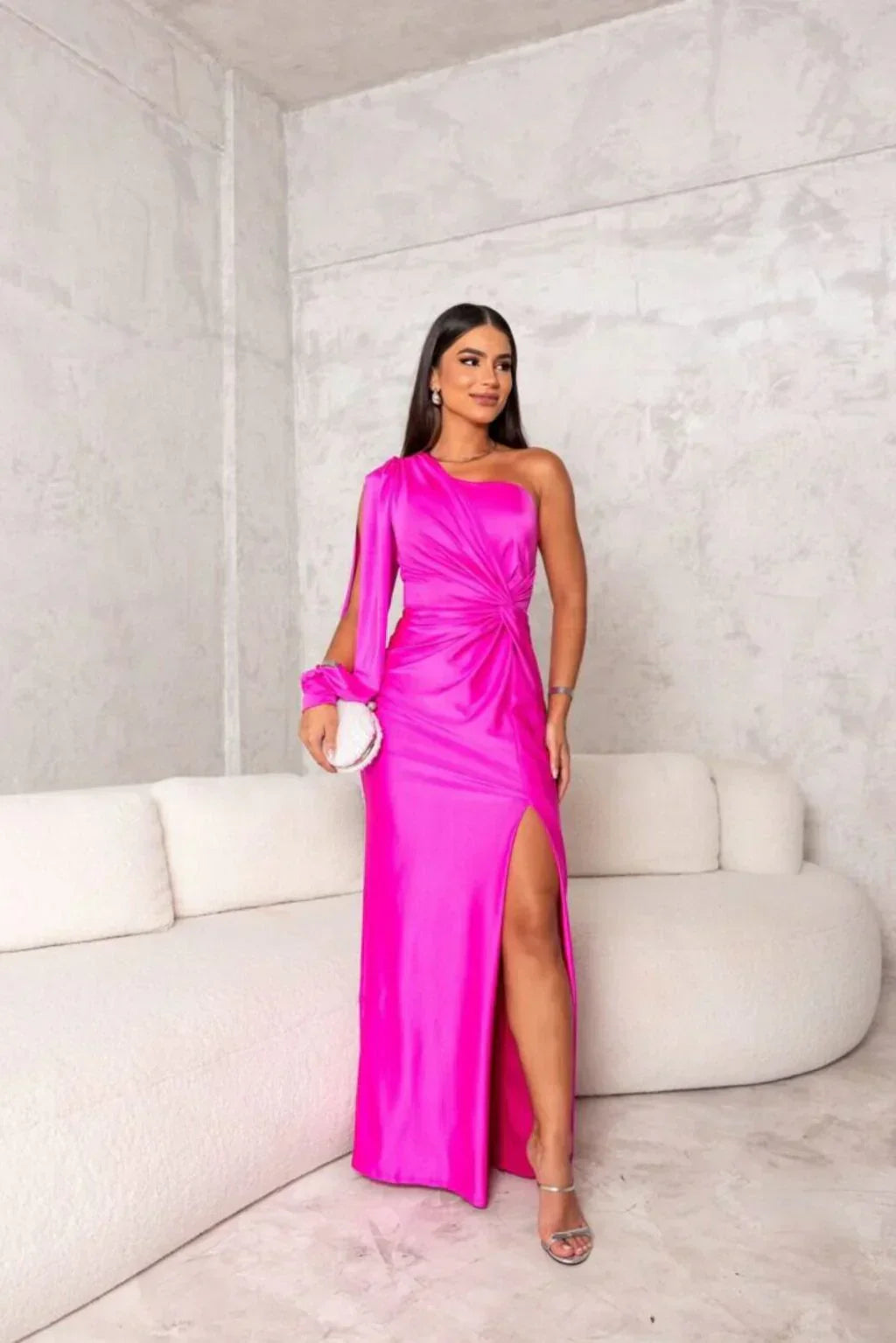 GENEVE | Robe Maxi Élégante à Épaule Dénudée avec Fente