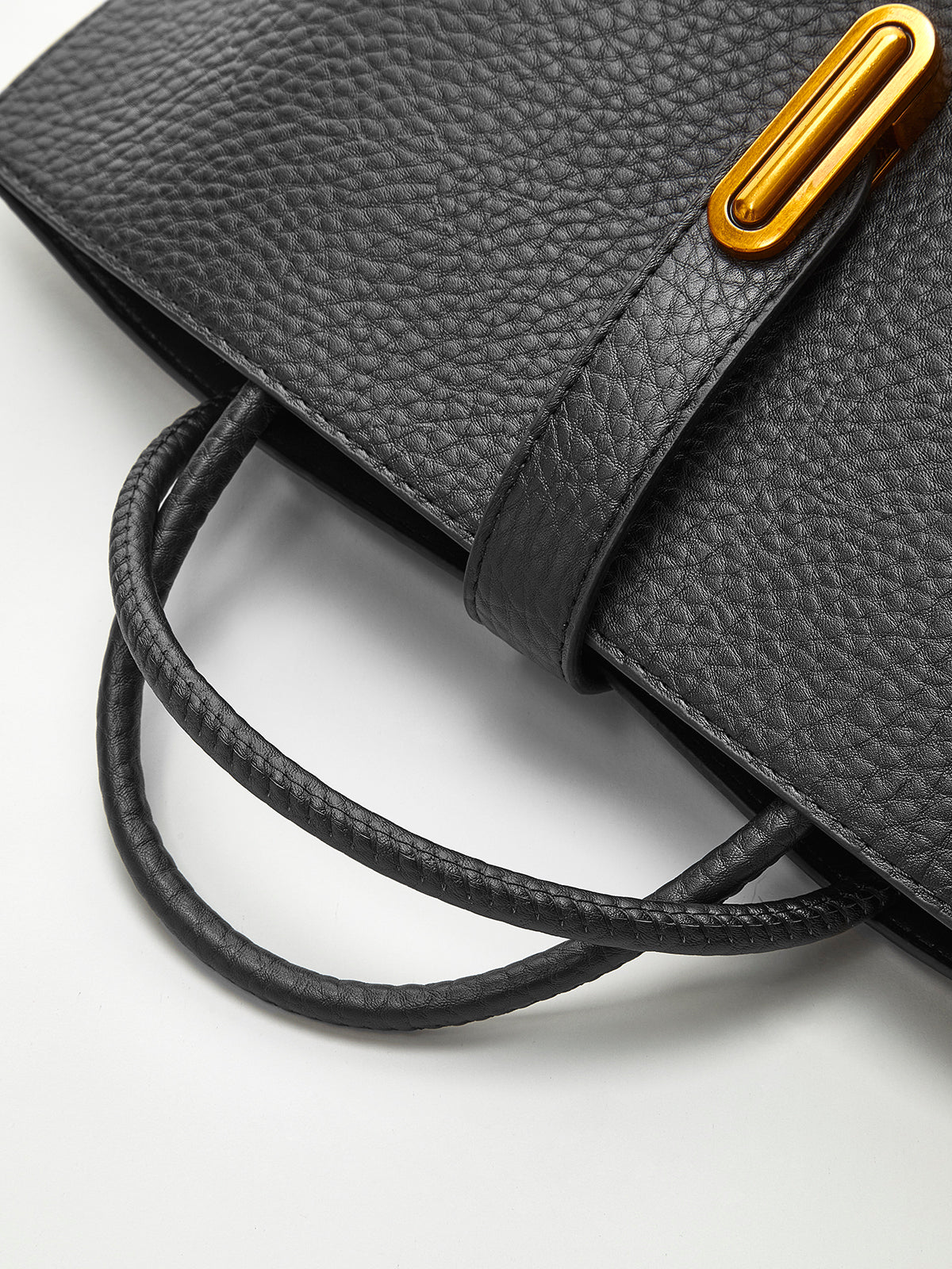 Sac à main texturé avec poignée supérieure