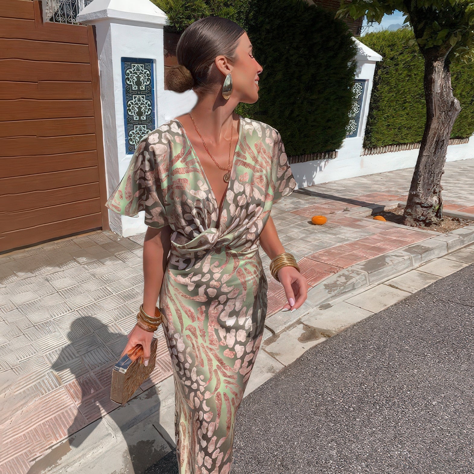 ROXANE™ | Robe élégante à col en V
