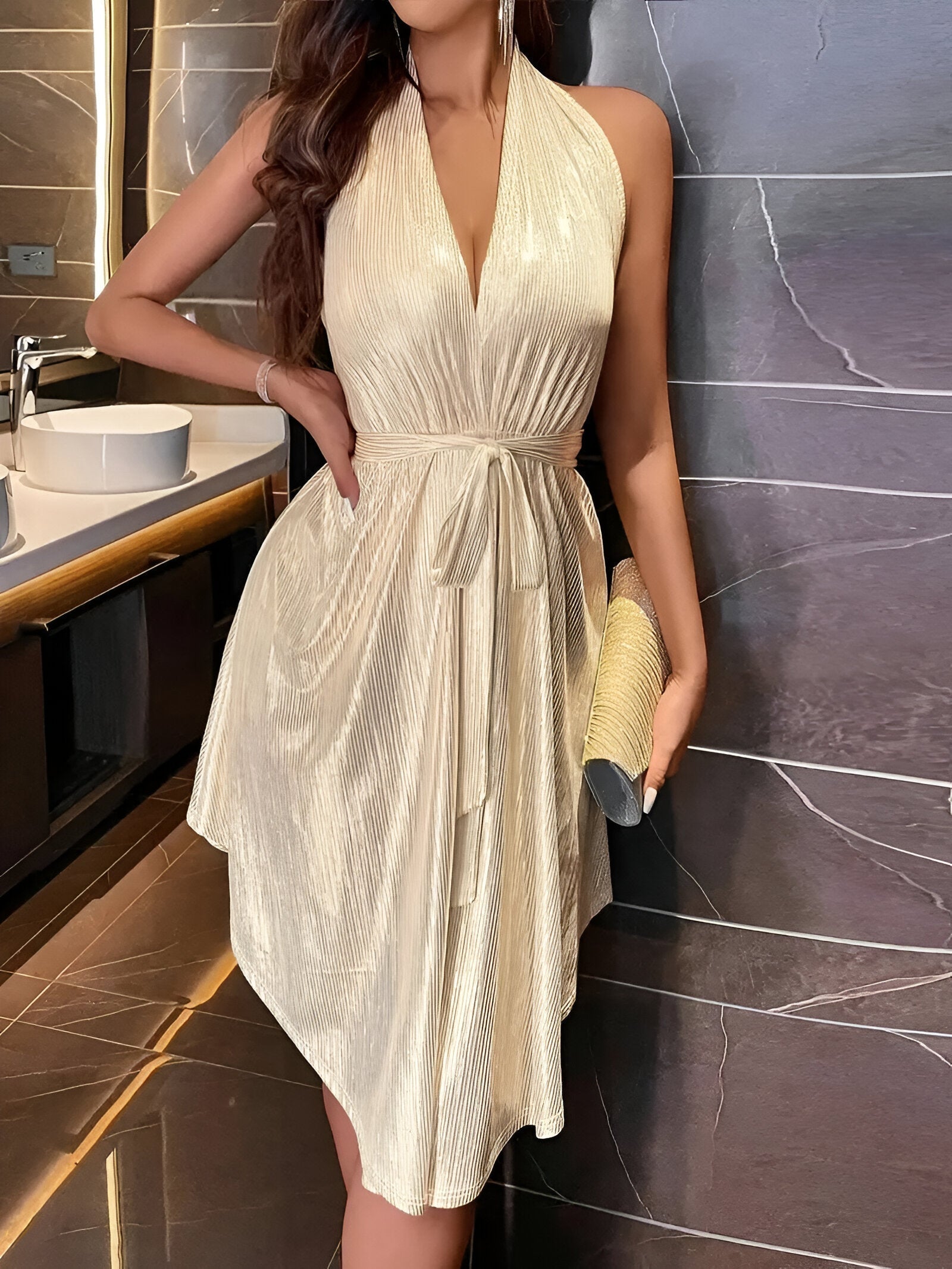 ESI – Robe Clarinda avec décolleté