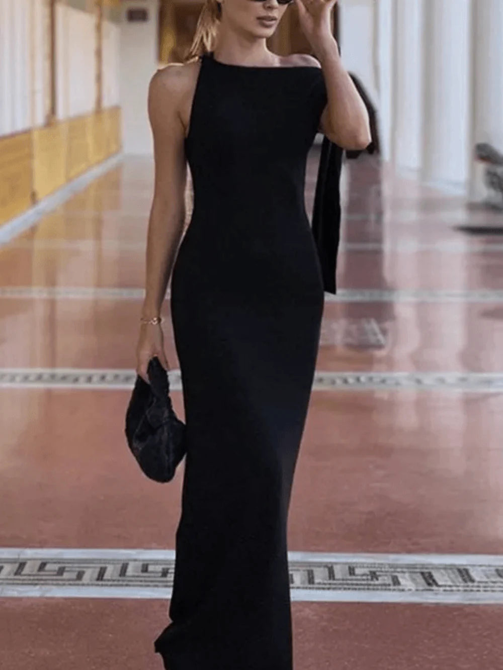Robe Maxi Détail Nœud Asymétrique Lynn