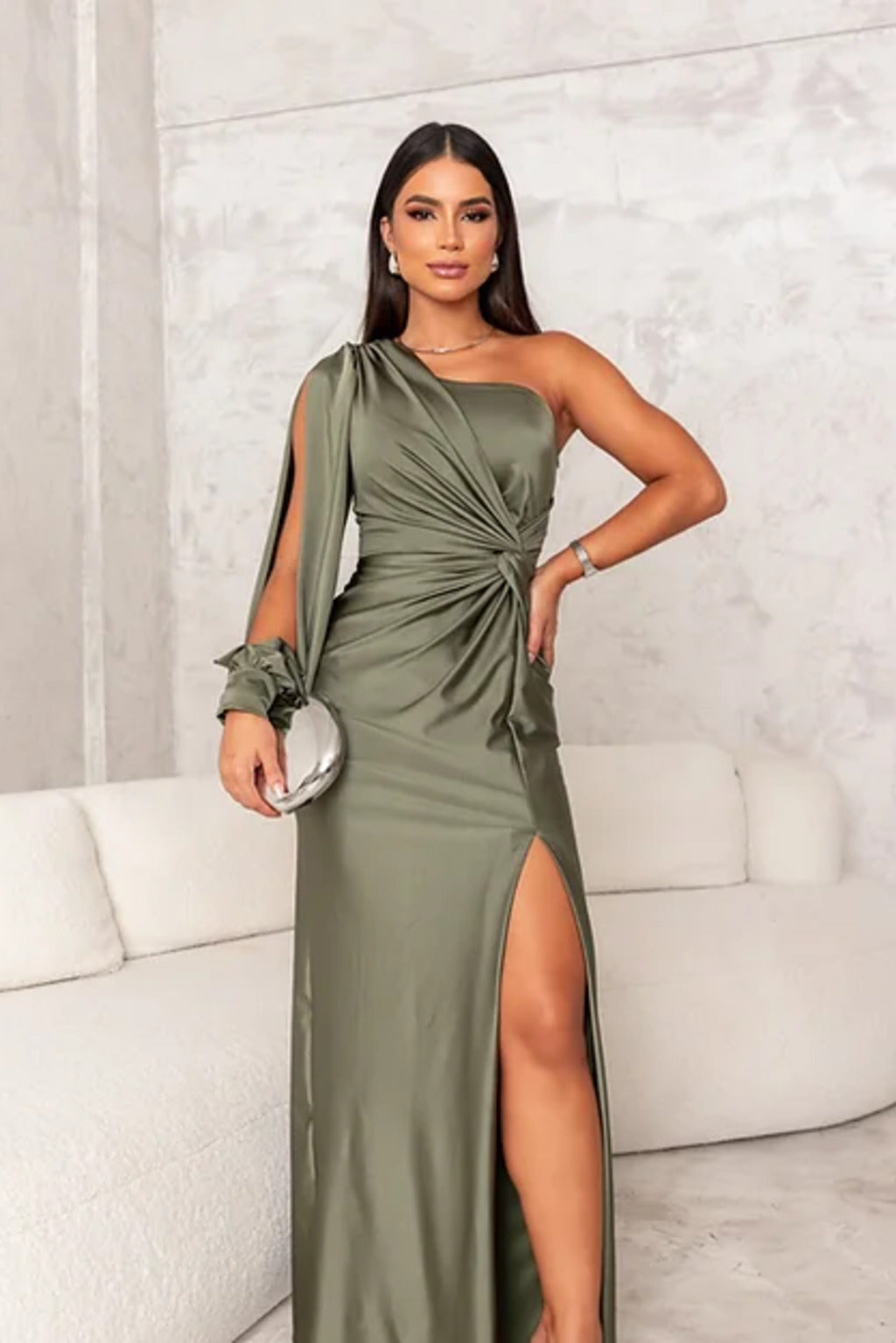 GENEVE | Robe Maxi Élégante à Épaule Dénudée avec Fente