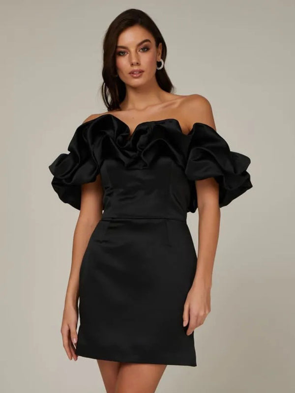 AITANA | Robe de soirée off-shoulder avec détail volanté