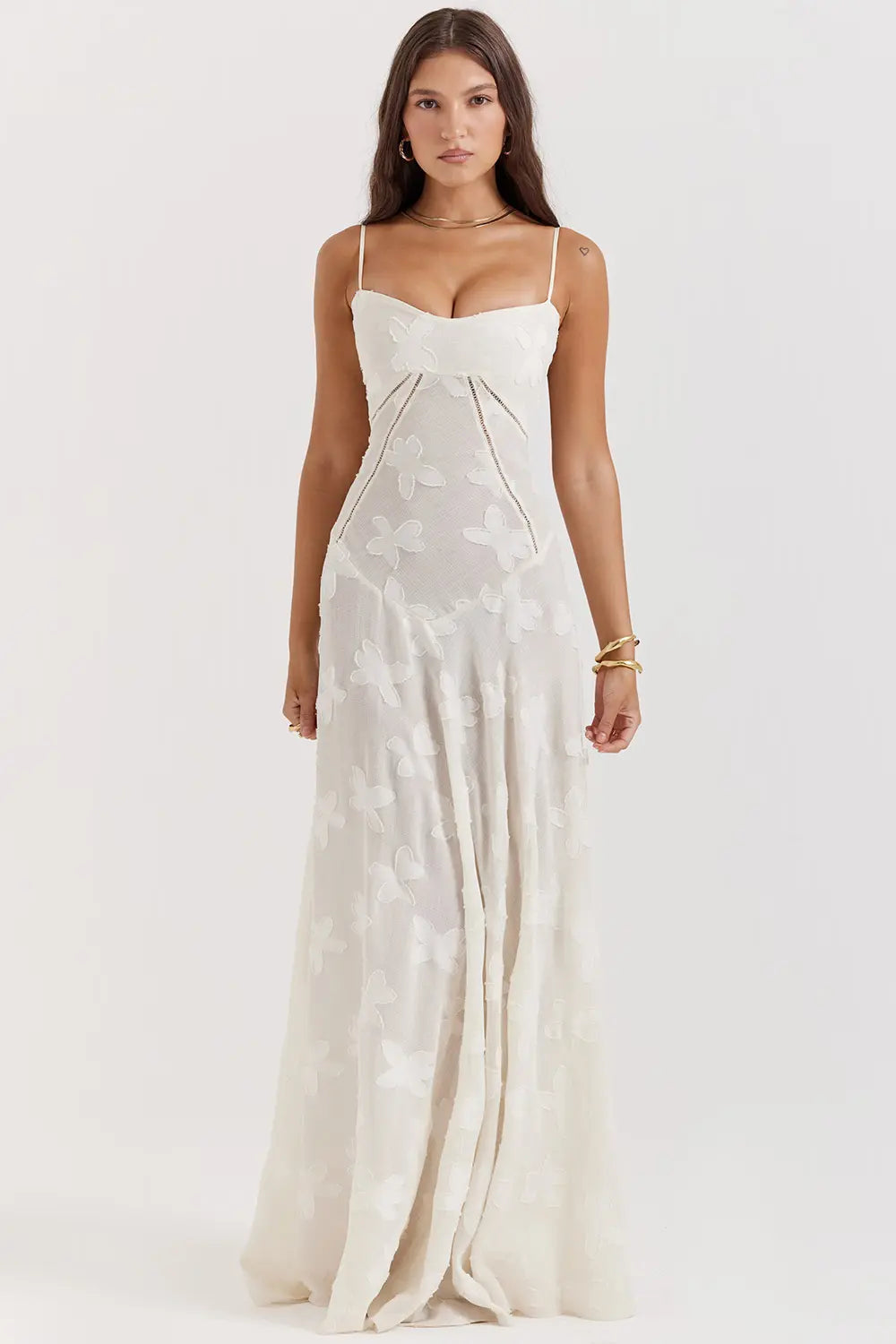 SHIRLENE | Robe d'été longue avec dos ouvert et bretelles réglables