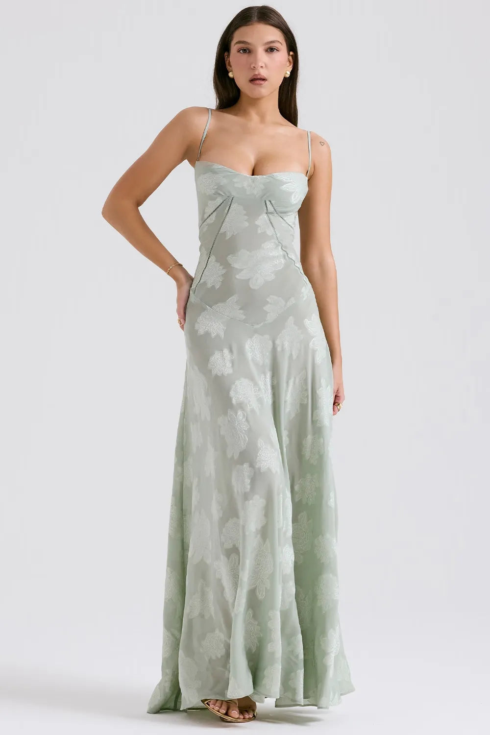 SHIRLENE | Robe d'été longue avec dos ouvert et bretelles réglables