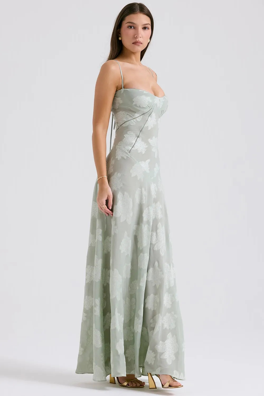 SHIRLENE | Robe d'été longue avec dos ouvert et bretelles réglables