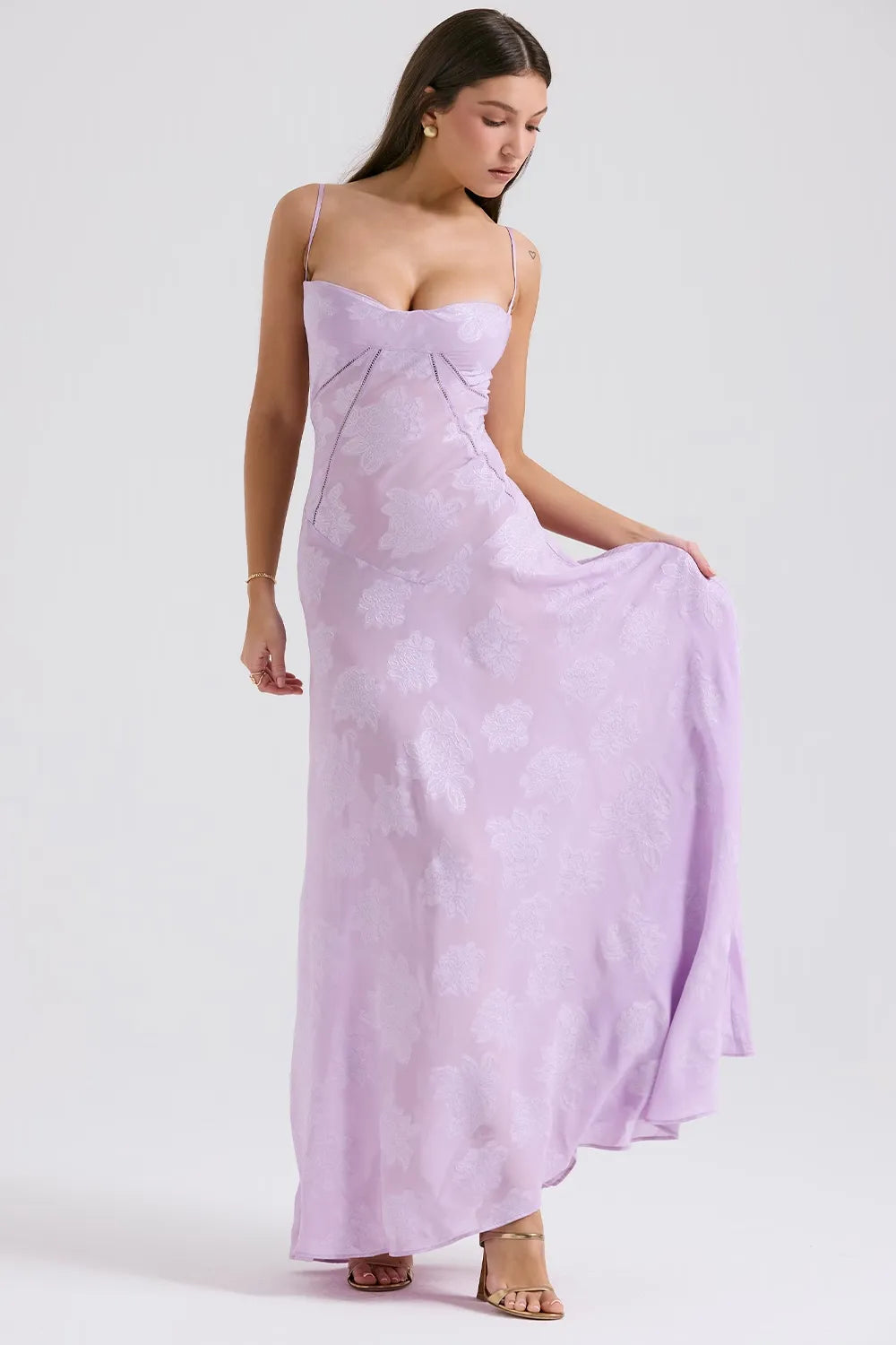 SHIRLENE | Robe d'été longue avec dos ouvert et bretelles réglables