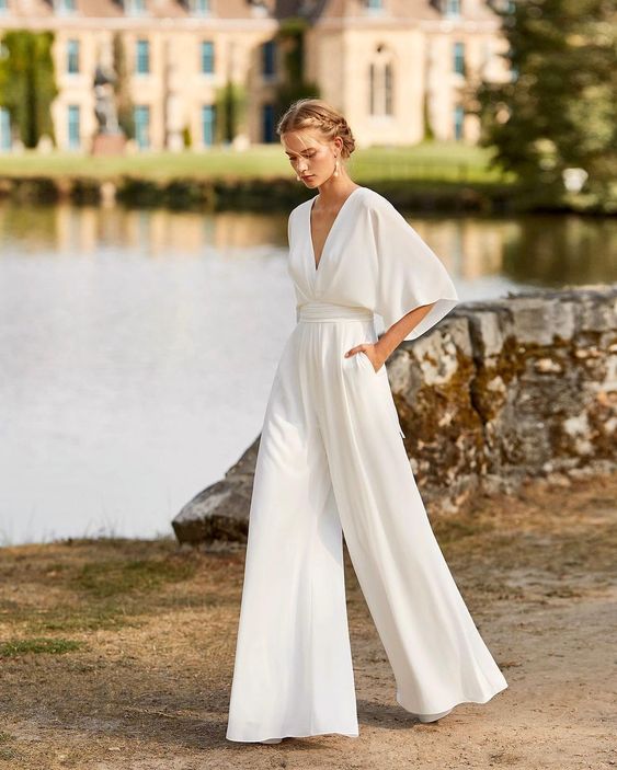 SYBIL | Costume large chic avec ligne élégante fluide