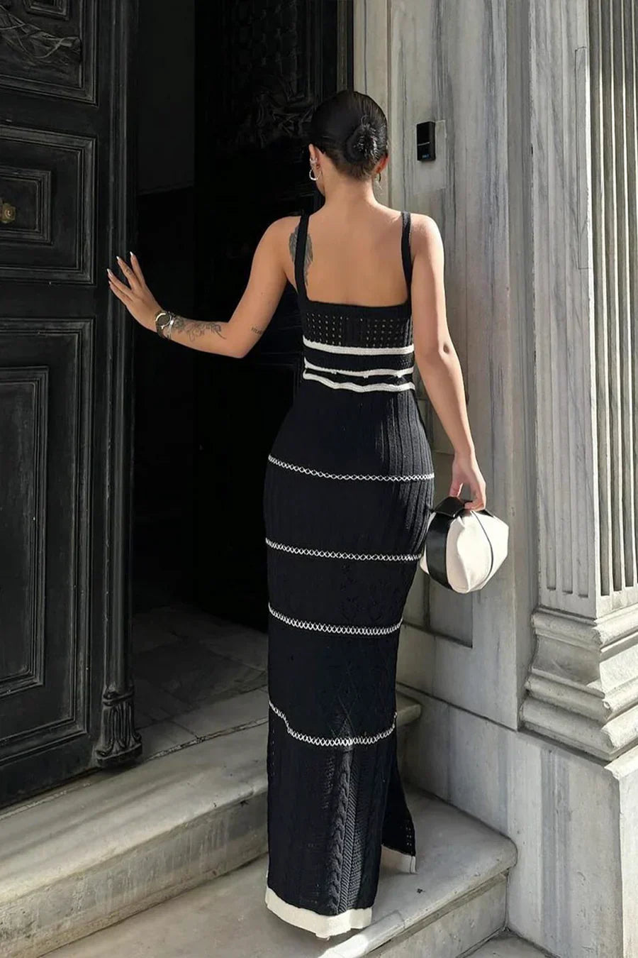 MILA | Robe maxi boho-chic avec détails en crochet et flair estival