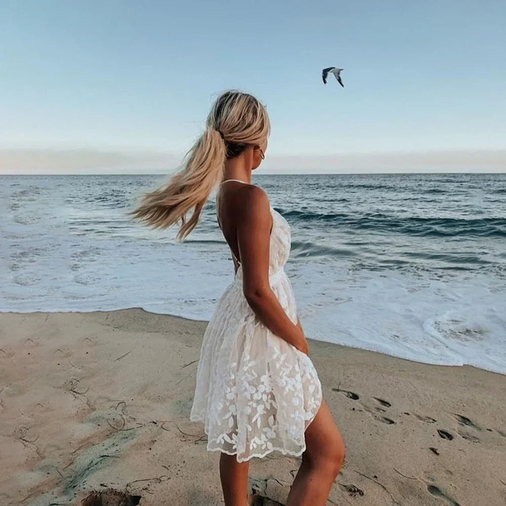 EDNA | Robe en dentelle blanche avec broderies florales